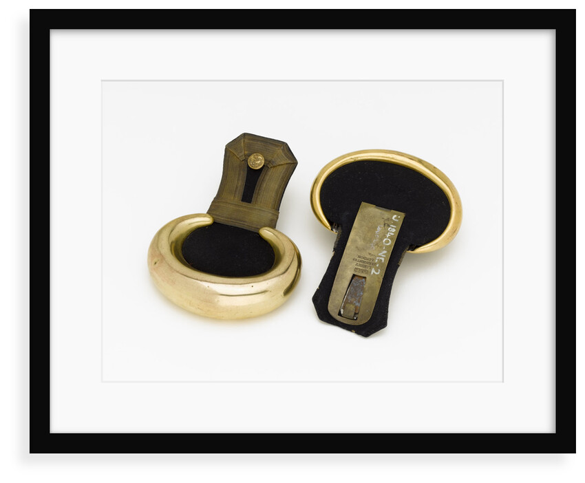 Royal Marines uniform: epaulettes by Linney