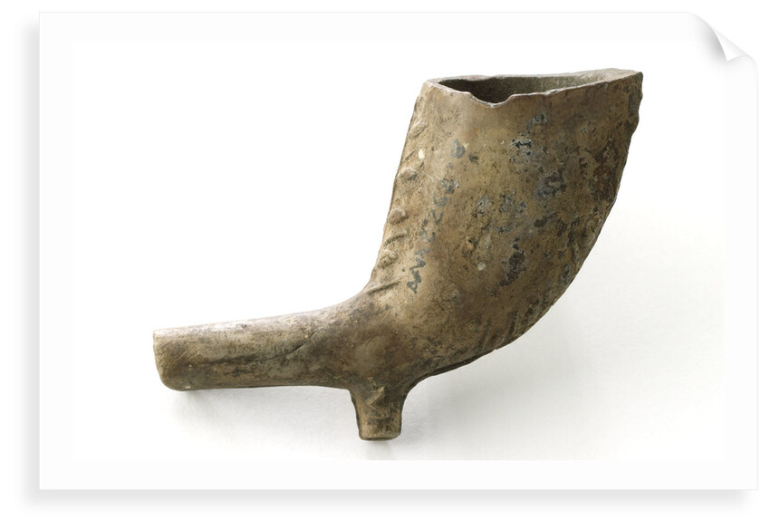 Clay pipe fragment by unknown