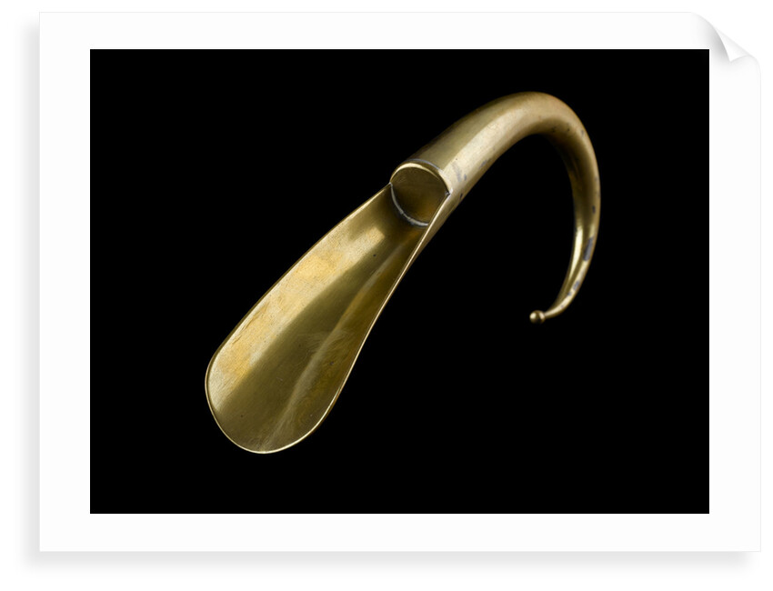 Shoe horn by William George Solkhon
