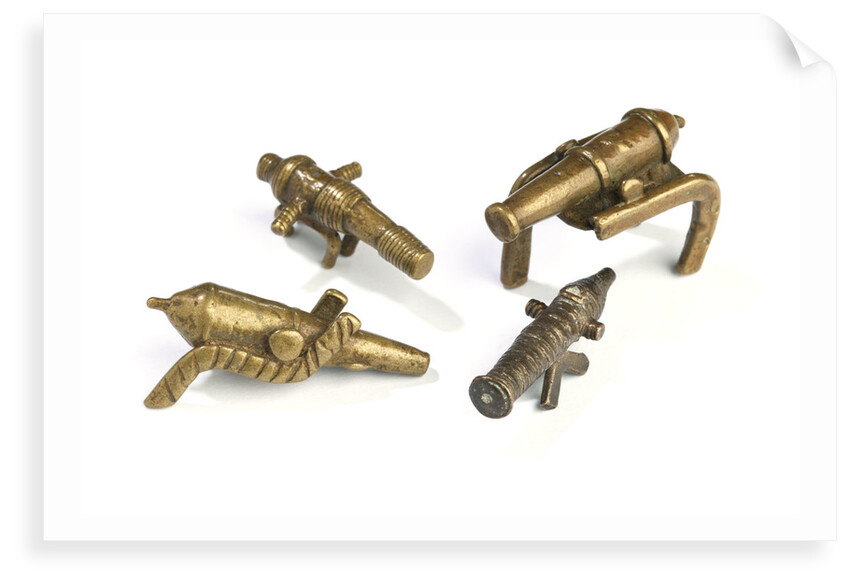 Akan gold weights by unknown