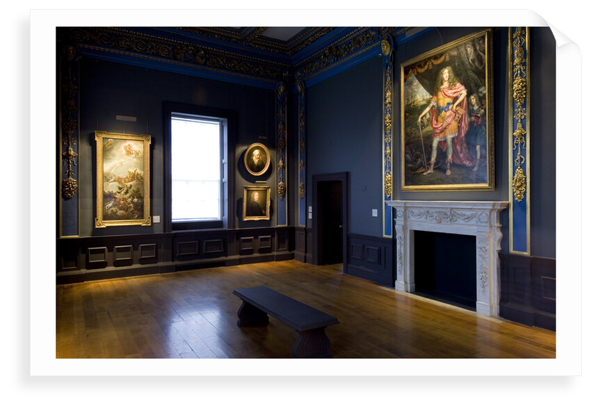 Queen's Cabinet by unknown