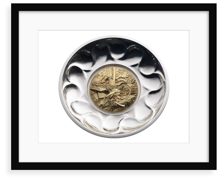 Royal National Lifeboat institution silver bowl commemorating the 150th Anniversary of the RNLI 1824-1974 and the 'St George' rescue of 1830 by Goldsmiths' Company