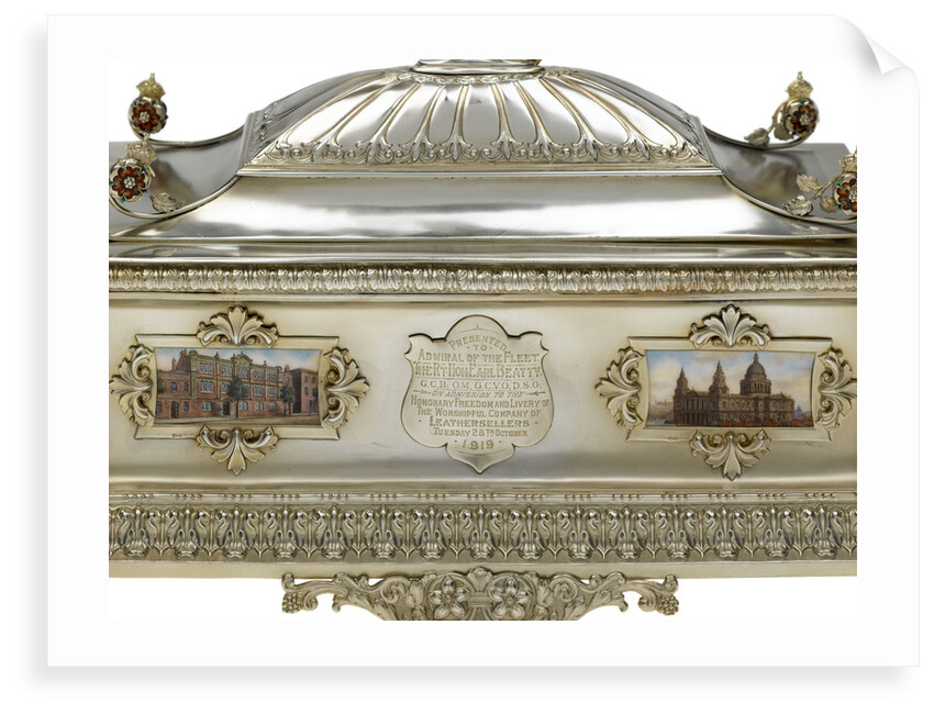 Freedom casket presented to Admiral of the Fleet Sir David Beatty, 1st Earl Beatty (1871-1936) by the Worshipful Company of Leathersellers 28 October 1919 by Mappin & Webb