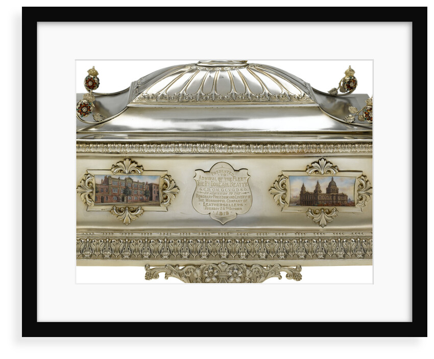 Freedom casket presented to Admiral of the Fleet Sir David Beatty, 1st Earl Beatty (1871-1936) by the Worshipful Company of Leathersellers 28 October 1919 by Mappin & Webb