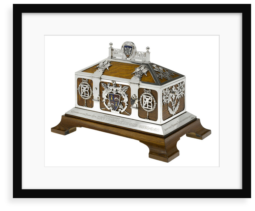 Freedom casket presented to Admiral of the Fleet Sir David Beatty, 1st Earl Beatty (1871-1936) by the City of Dunfermline, 13 September 1919 by unknown