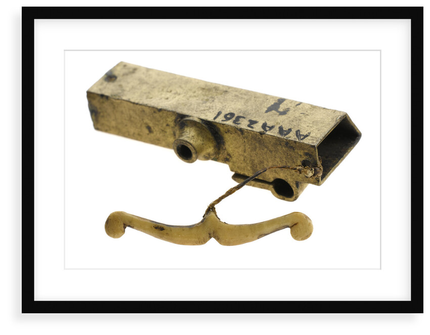 Brass fitting by unknown