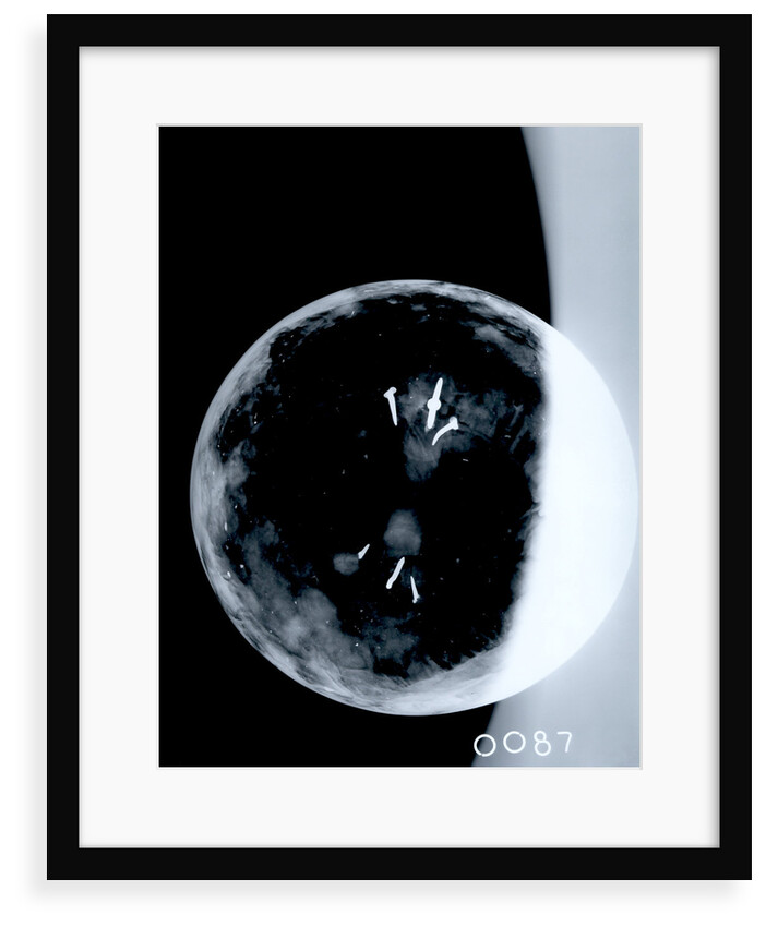 Globe x-ray by Johann Gabriel Doppelmayr