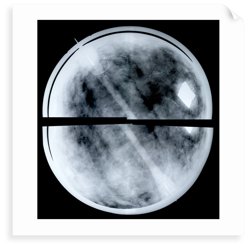 Globe x-ray by Arnold Floris van Langren