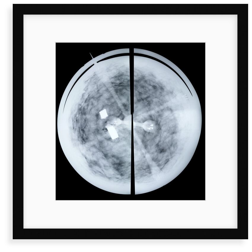 Globe x-ray by Jodocus Hondius Jr
