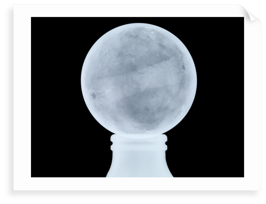 Globe x-ray by Moll