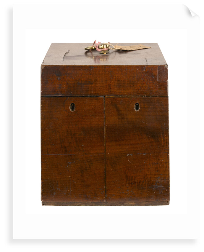 Medicine chest by unknown