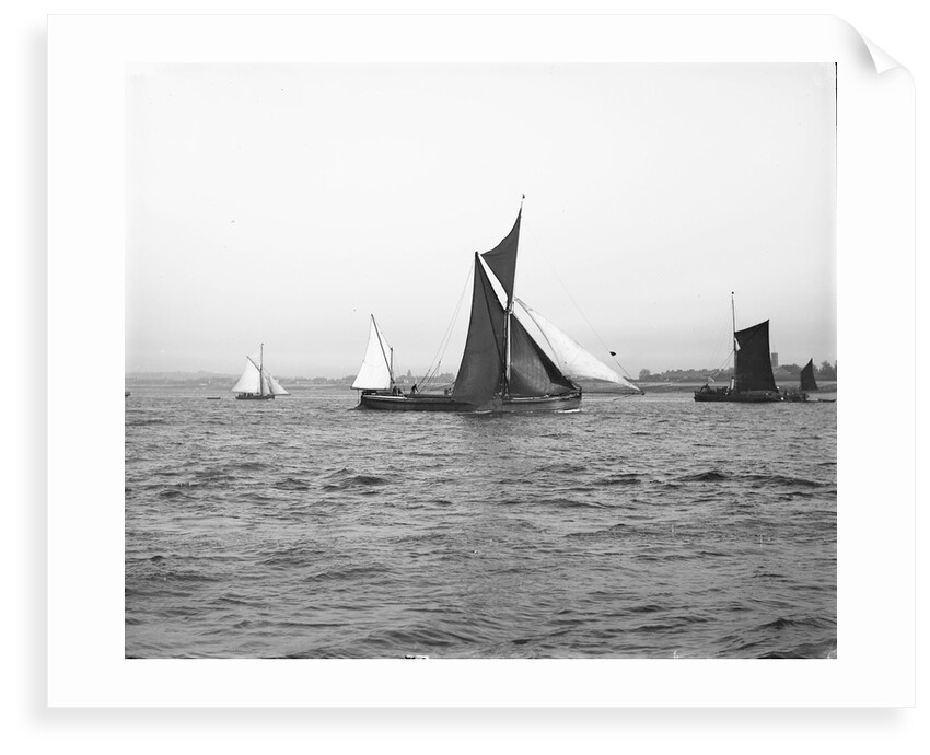 Giralda (1897) by F. C. Gould & Son