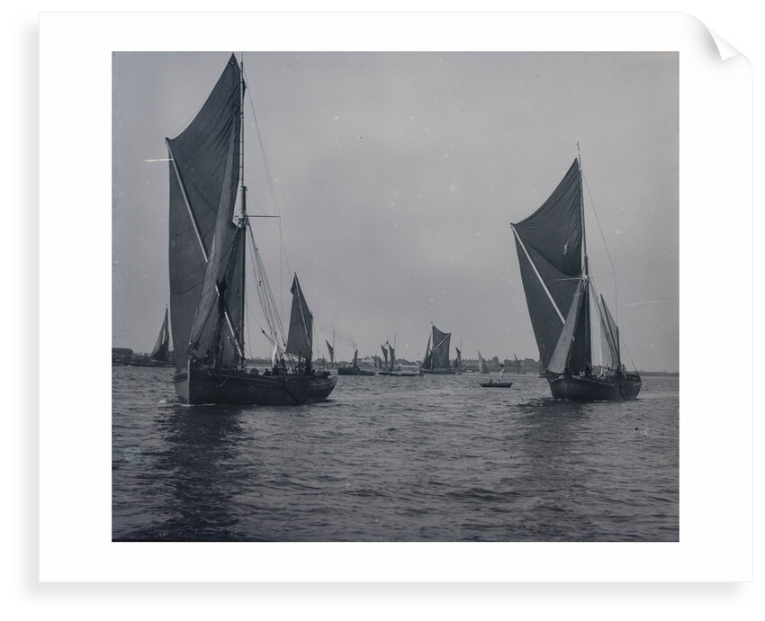 1897 Thames Barge Match: Haughty Bell (1896); Plantagenet (1878) by 