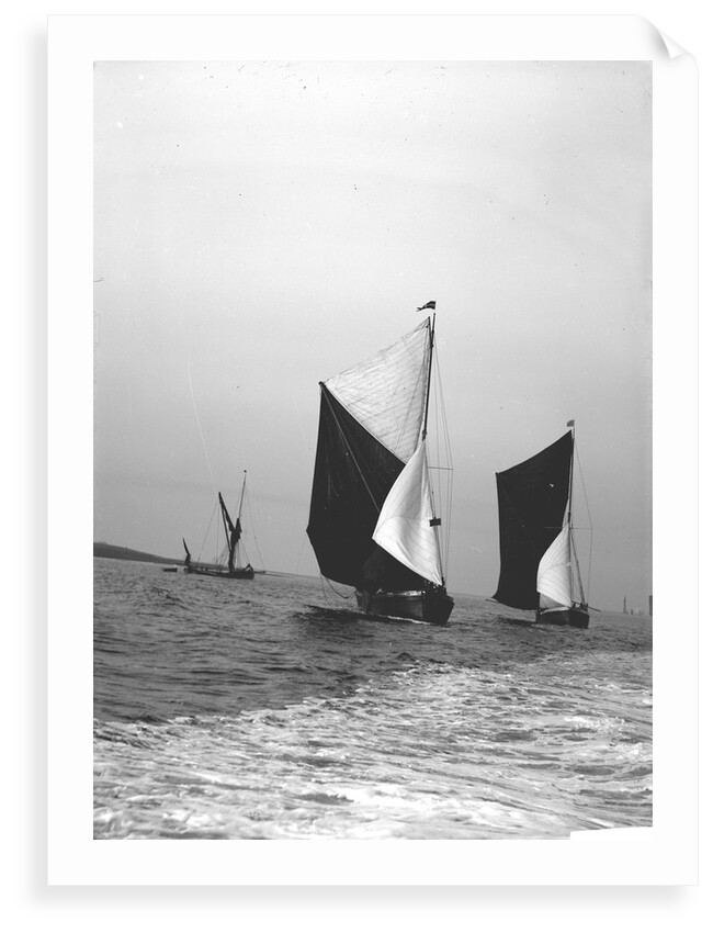 'Gloria' (Br, 1898) and 'Sirdar' (Br, 1898) under sail by unknown