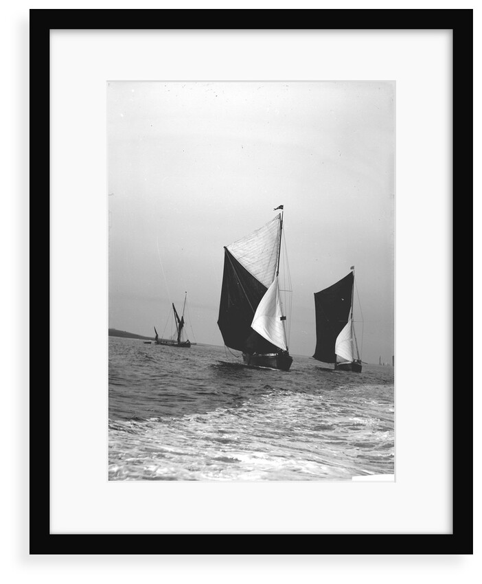 'Gloria' (Br, 1898) and 'Sirdar' (Br, 1898) under sail by unknown