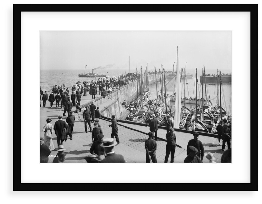 Bridlington harbour, Yorkshire by Francis Frith & Co.