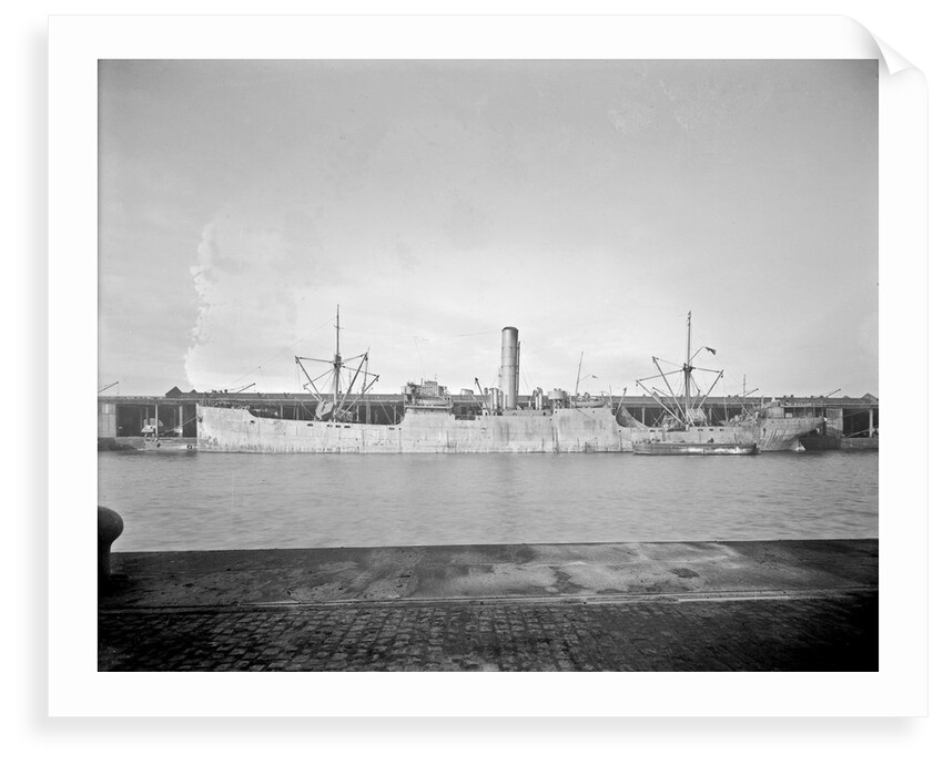 'Wayfarer' (Br,1925) at quayside, Liverpool by unknown