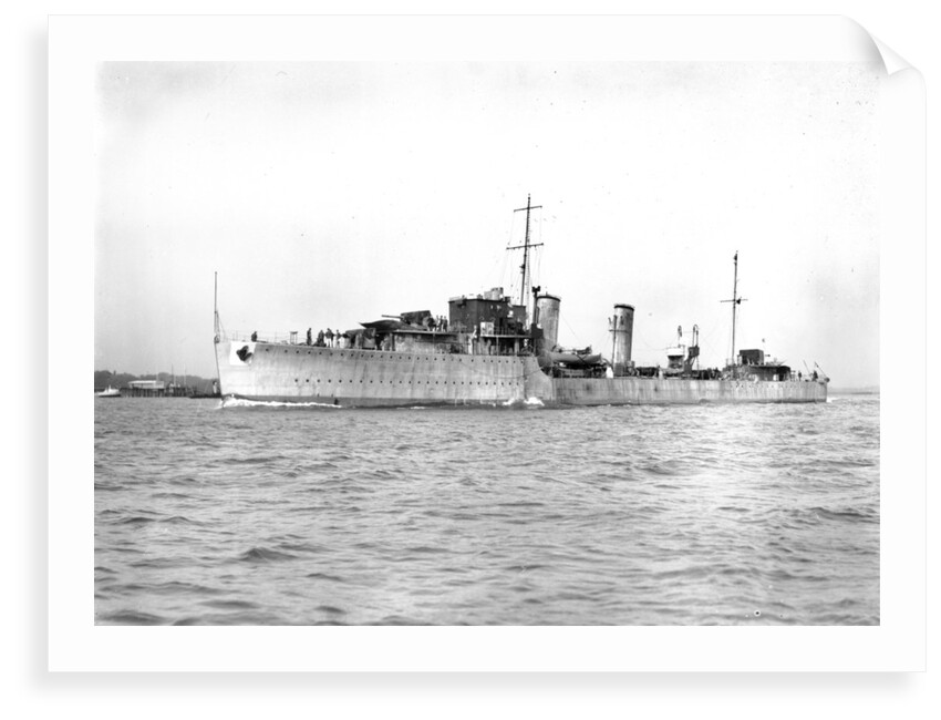 HMS 'Daring' (1932), under way in Southampton Water on builder's trials by unknown