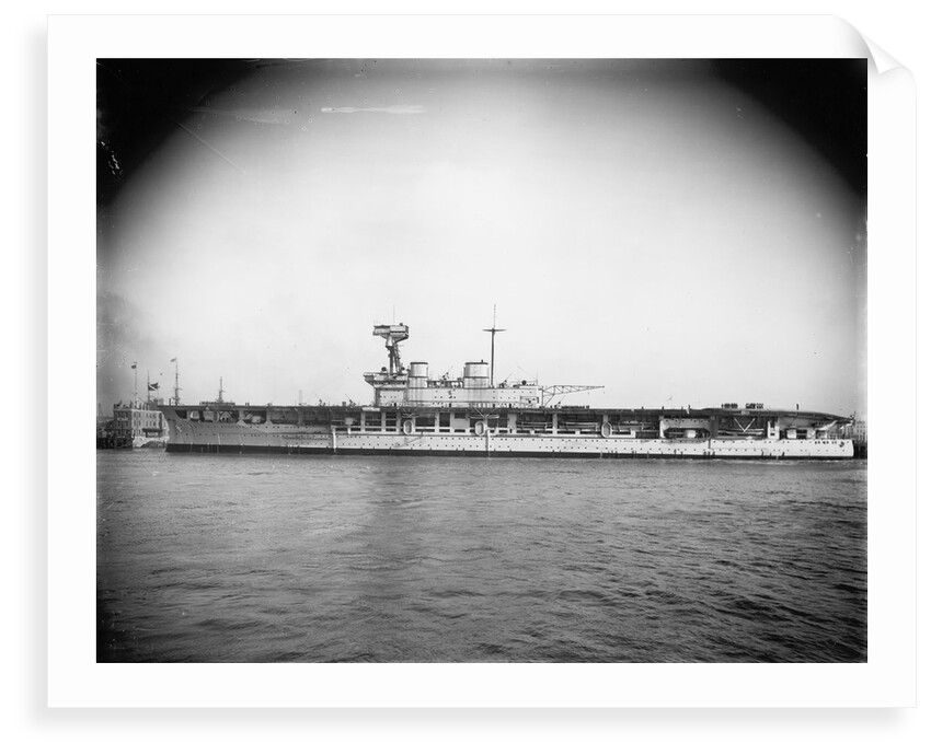 HMS 'Eagle' (1918) by Unknown