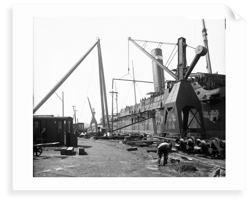 Cranes at the Fitting-out Basin, John Brown & Co. Ltd, Clydebank, 1901 by Bedford Lemere & Co.