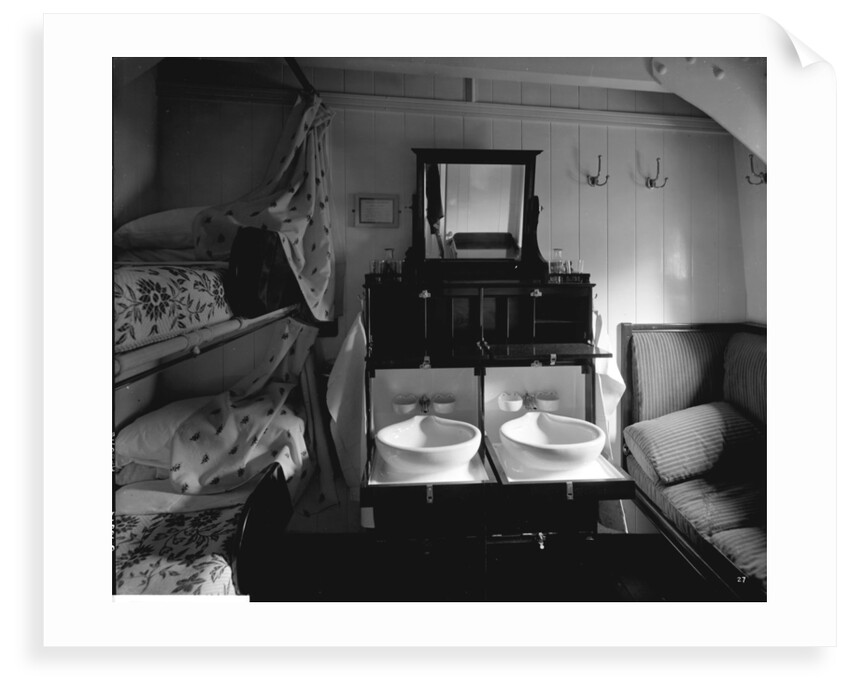 Second Class stateroom on the 'Balmoral Castle' (1910) by Bedford Lemere & Co.