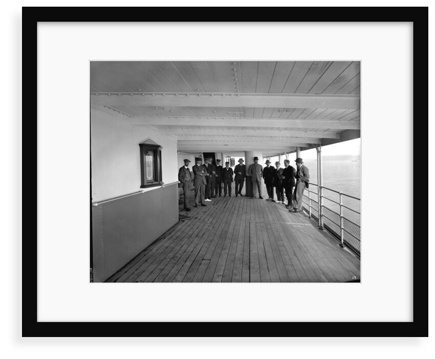 Group on the 'Highland Loch' (1911) by Bedford Lemere & Co.