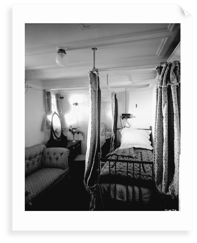 Duchess of Connaught's Bedroom on the 'Empress of Ireland' (1906) by Bedford Lemere & Co.