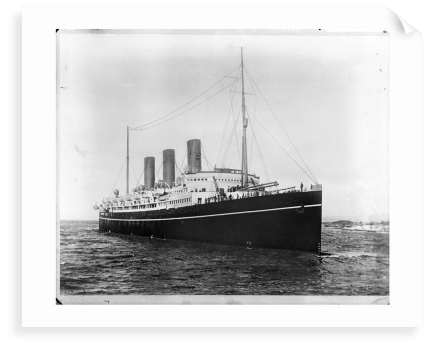 'Empress of Asia' (1913) by Bedford Lemere & Co.