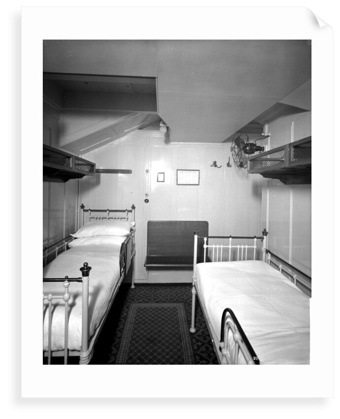 First Class stateroom on the 'Orduna' (1914) by Bedford Lemere & Co.