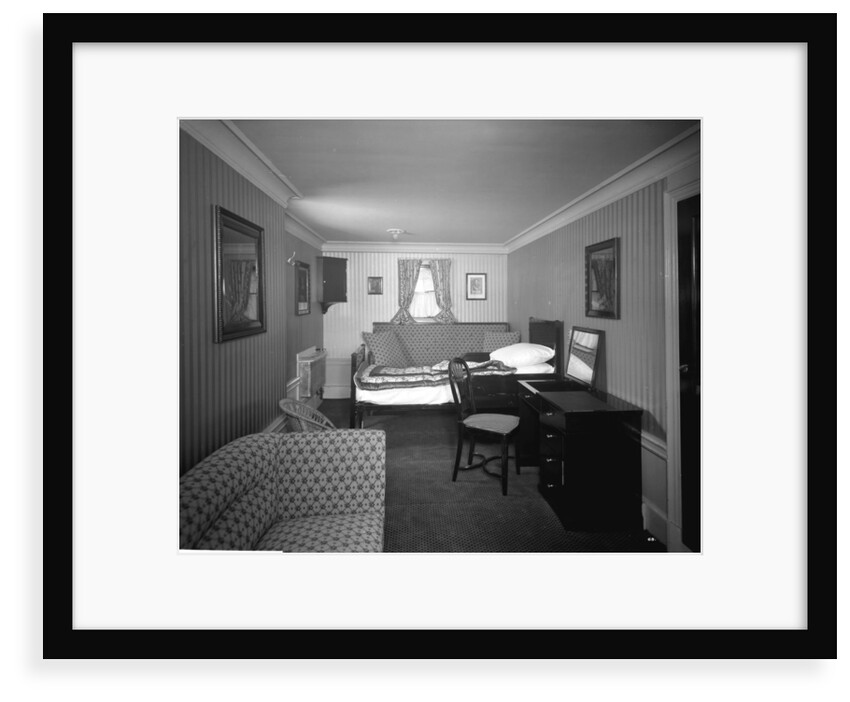 Holbein Suite on the 'Aquitania' (1914) by Bedford Lemere & Co.