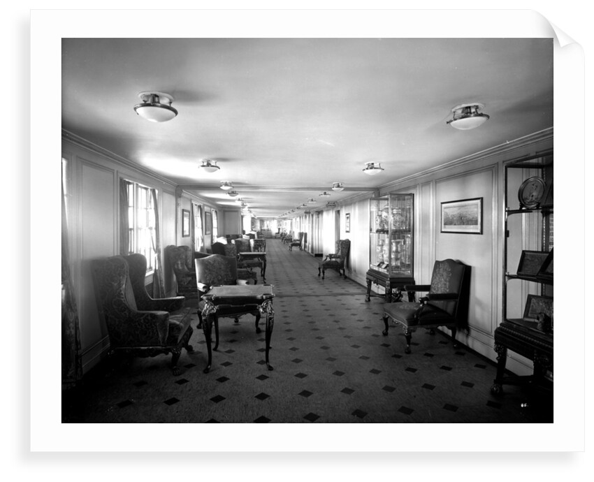 Long Gallery on the 'Aquitania' (1914) by Bedford Lemere & Co.