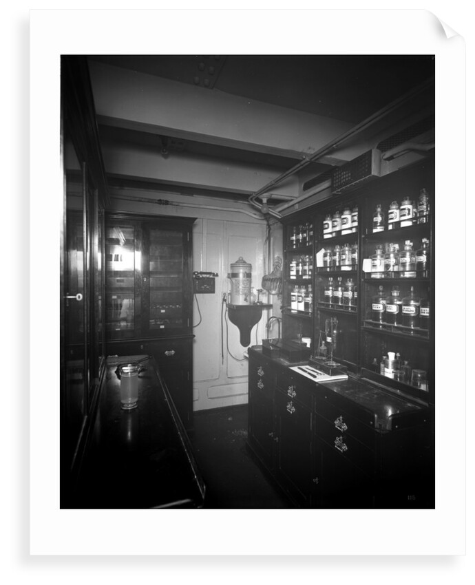 Dispensary on the 'Aquitania' (1914) by Bedford Lemere & Co.