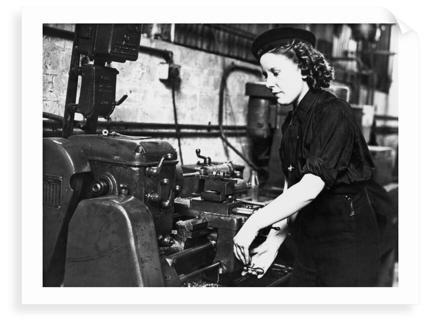 A Wren using a turning machine in the Second World War by Unknown
