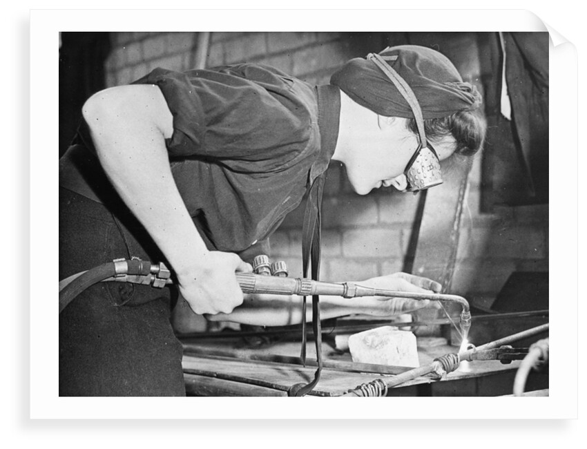 A WREN using an acetylene welder by unknown