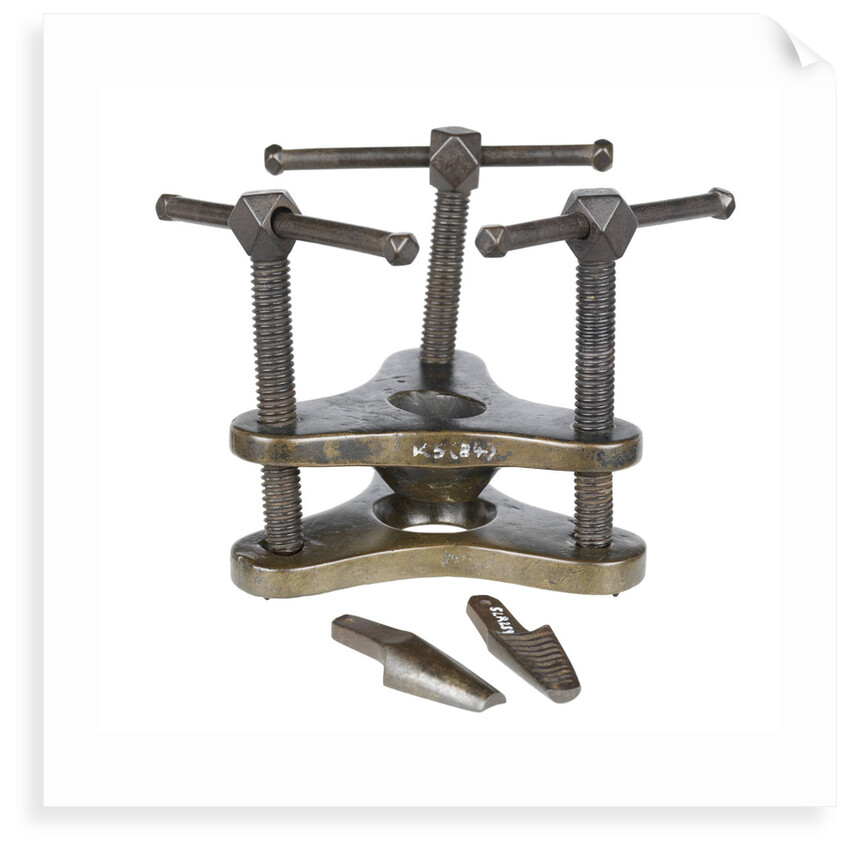 Equipment model by unknown