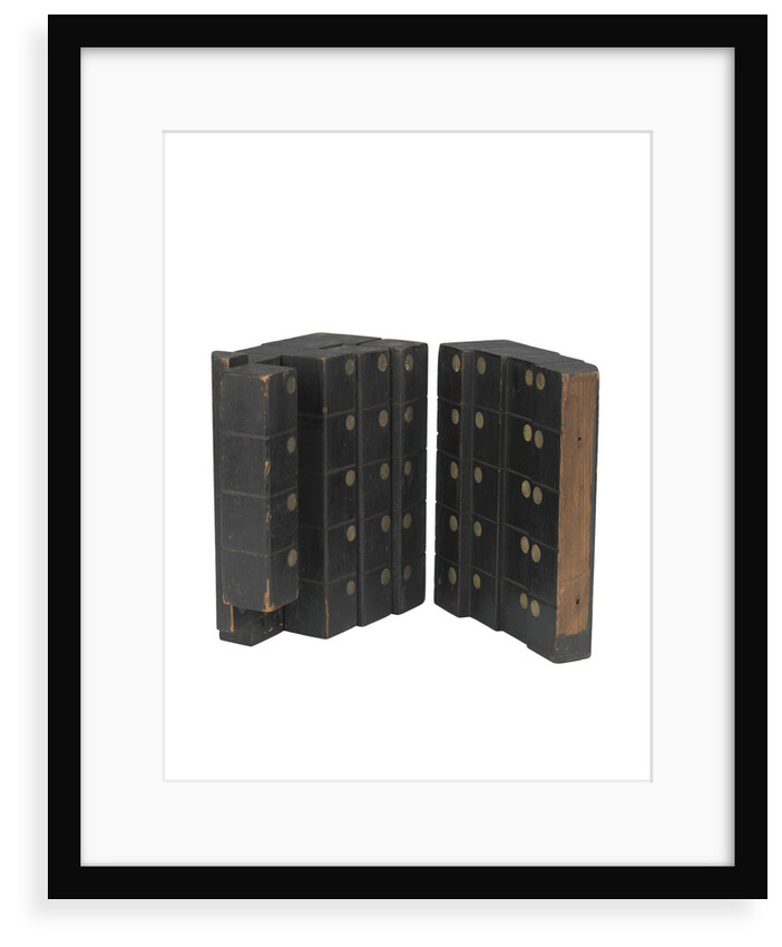 Sectional model; Storage tank by unknown