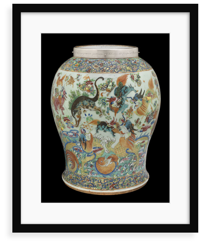 Vase by unknown
