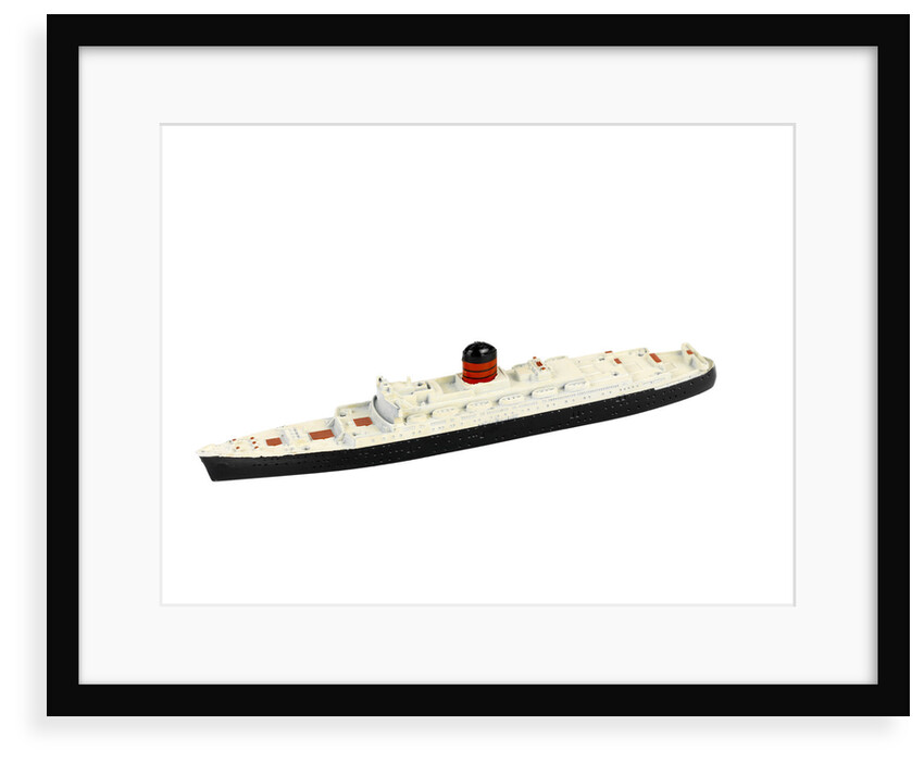 Model of passenger liner RMS 'Ivernia' (1954) by Tri-ang