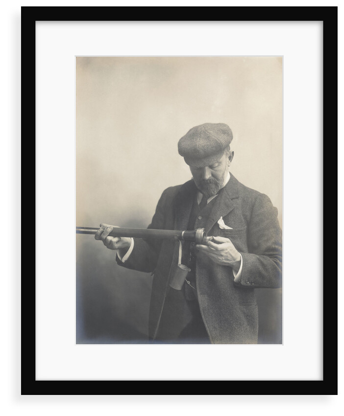 Cust demonstrating his Patent Rangefinder, circa 1904 by unknown