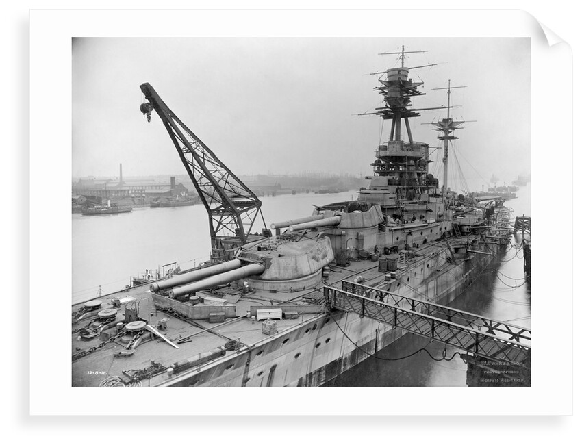 Battleship HMS 'Resolution' (1915) by unknown