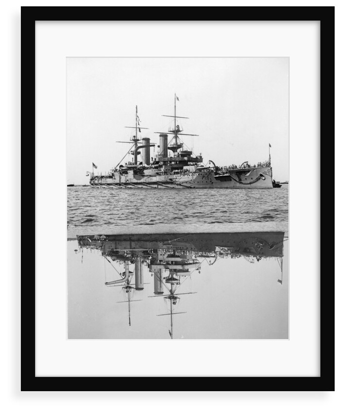 Battleship HMS 'Triumph' (1903) by unknown