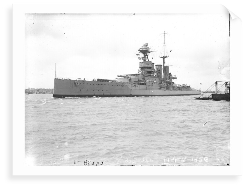 HMS 'Tiger' (1913), battlecruiser, a port bow view by unknown