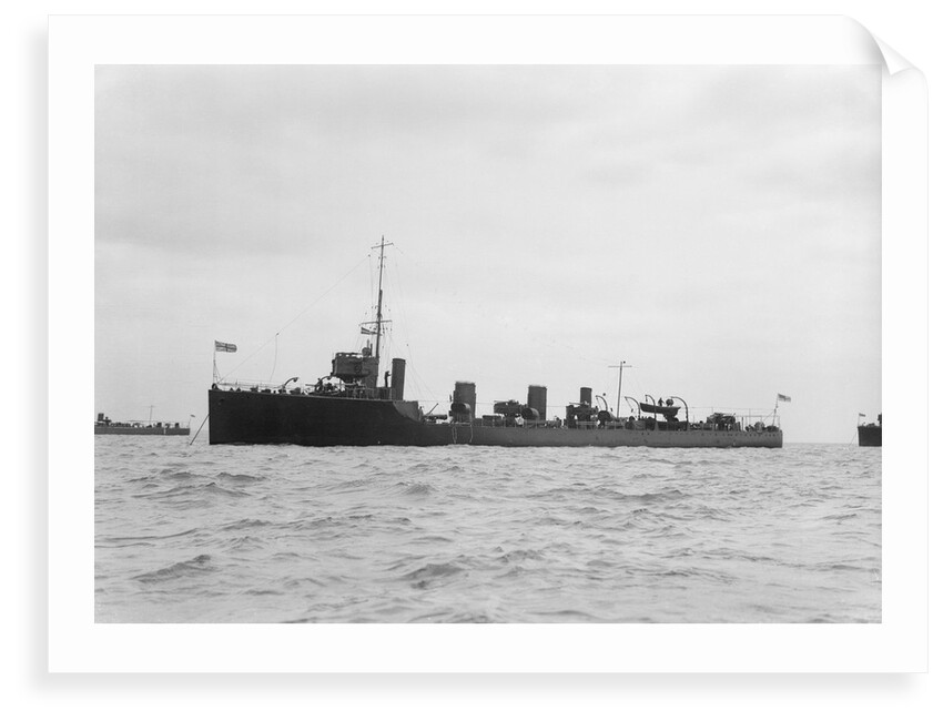 Torpedo boat destroyer HMS 'Mohawk' (1907) by unknown