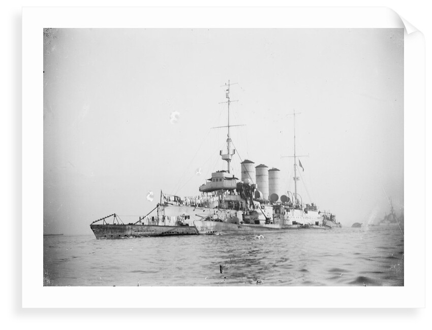 Protected cruiser 'Libia' (It, 1912), with surrendered German submarines. by unknown