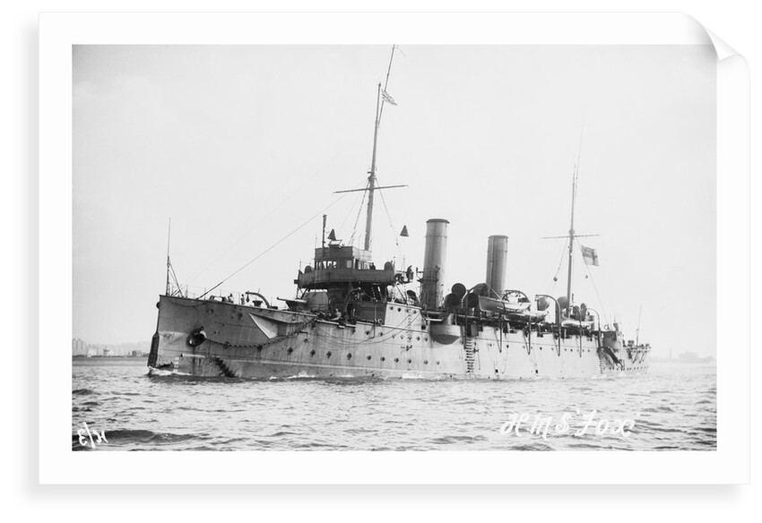 2nd class protected cruiser HMS 'Fox' (1893) under way by unknown