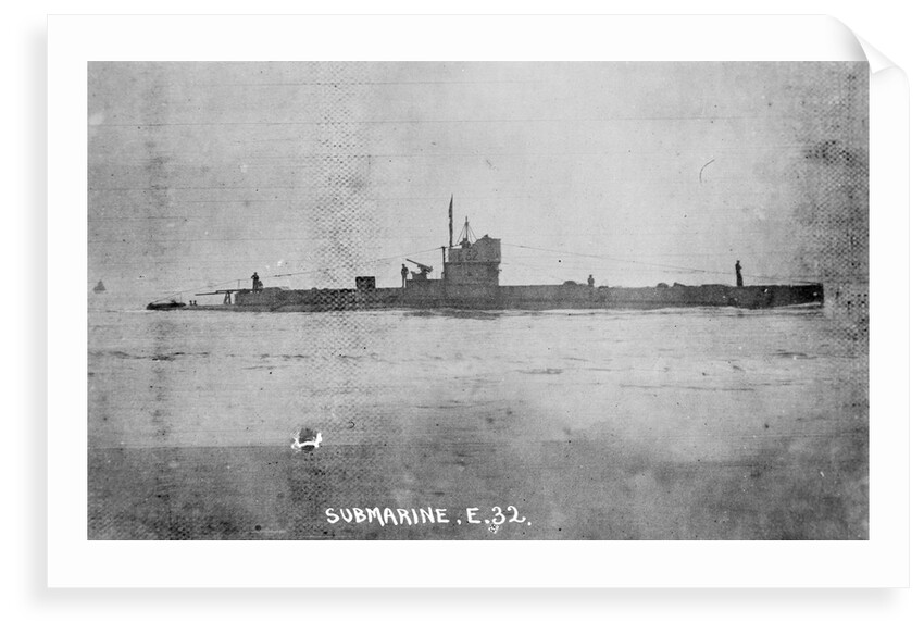 Submarine HMS 'E32' (1916) by unknown