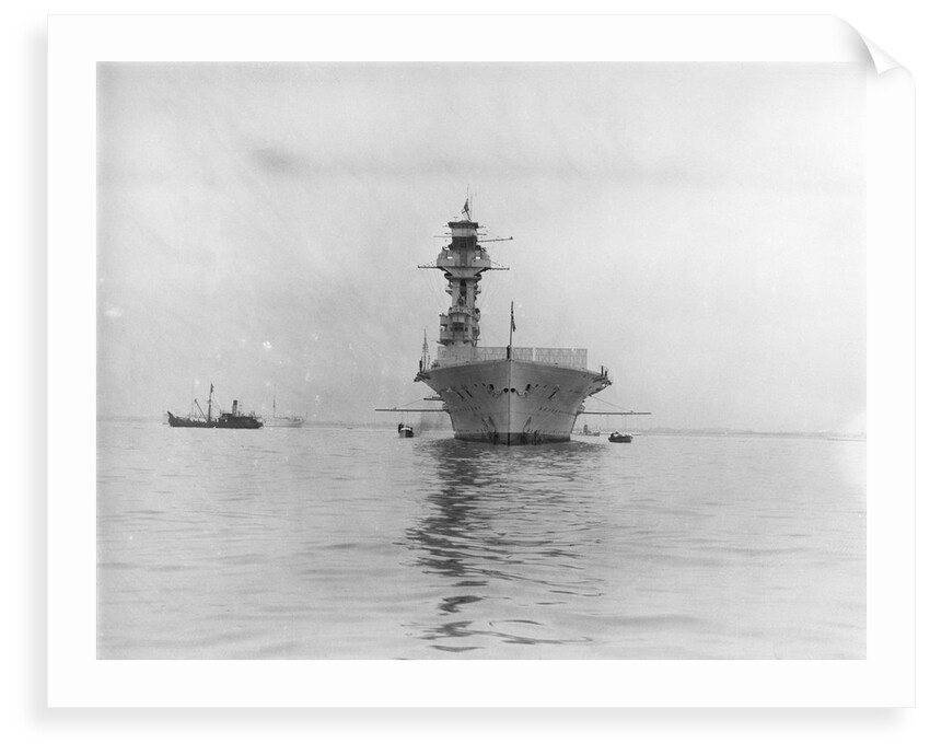 HMS 'Hermes' (1919) by Unknown