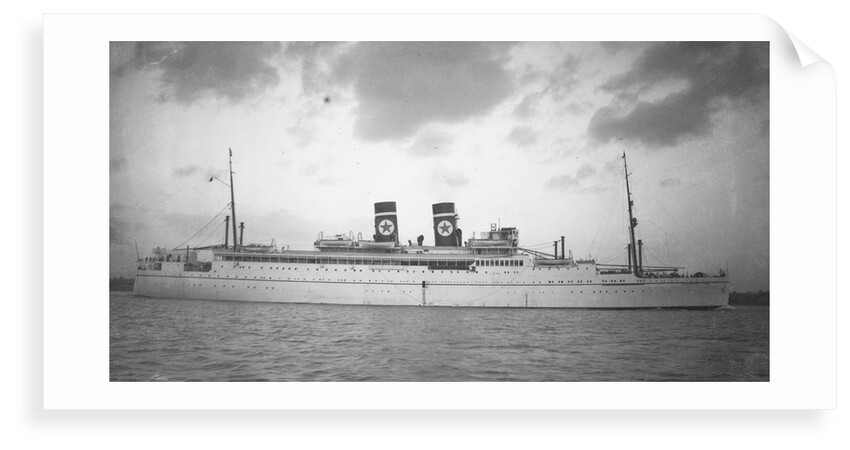 'Arandora Star' (Br, 1927) under way in Southampton Water by unknown