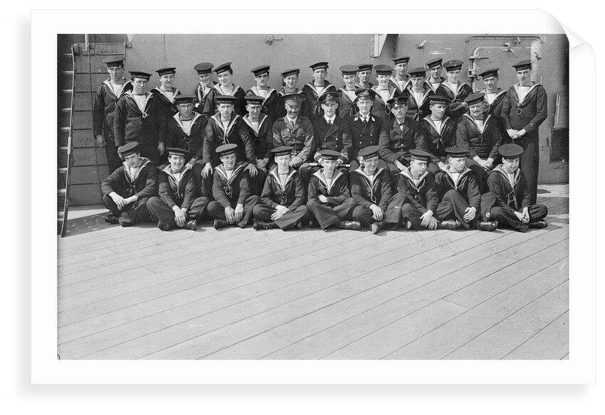 Signal ratings and petty officers with Captain H.K. Stephens, RMA, and Lieutenant T.D. Galbraith, RN on deck of 'Queen Elizabeth' (1913) by unknown