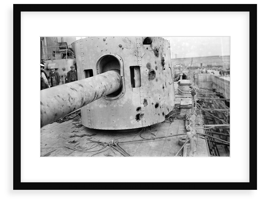 HMS 'Warspite' (1913), battle damage by unknown
